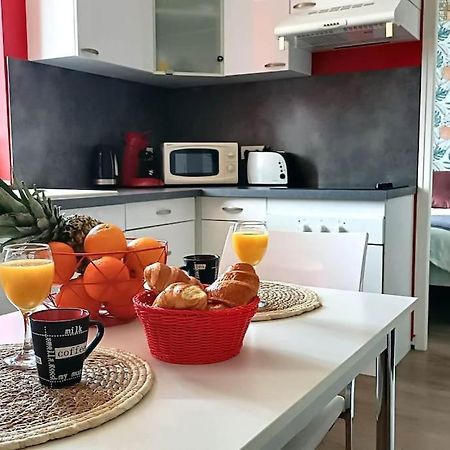 Appartement Place Du Marche Мер-ле-Бен Экстерьер фото
